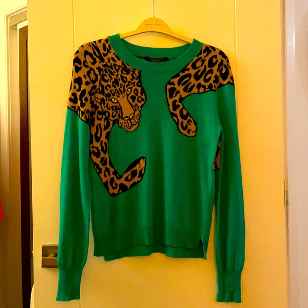 Emerald green BCBGMAXAZRIA leopard sweater
